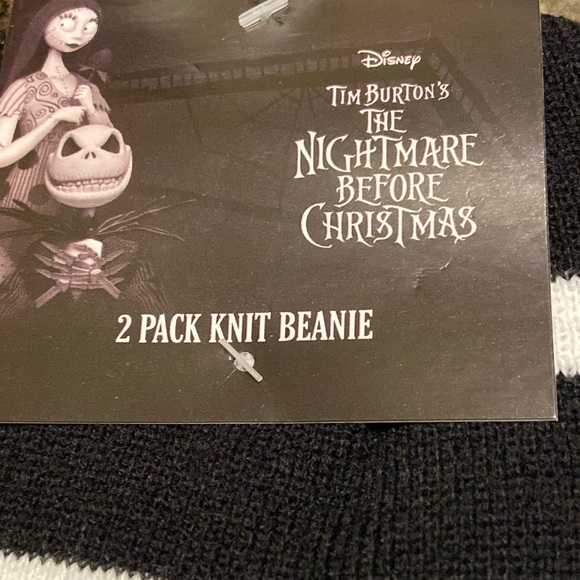 067 NWT Disney The Nightmare Before Christmas 2 Pack Black & Purple Beanie Set - Picture 5 of 10
